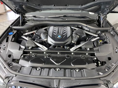 Certified 2023 BMW X6 M50i w/ Executive Package image 33
