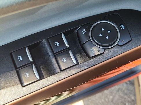 Used 2022 Ford Maverick Lariat w/ Lariat Luxury Package image 21