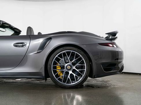Used 2015 Porsche 911 Turbo S w/ High-end Infotainment Package AWD/4WD image 13