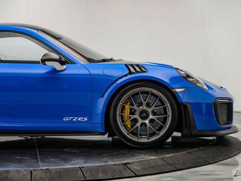 Used 2019 Porsche 911 GT2 RS RWD image 28