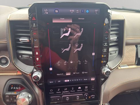 Used 2025 RAM 1500 Limited AWD/4WD image 34