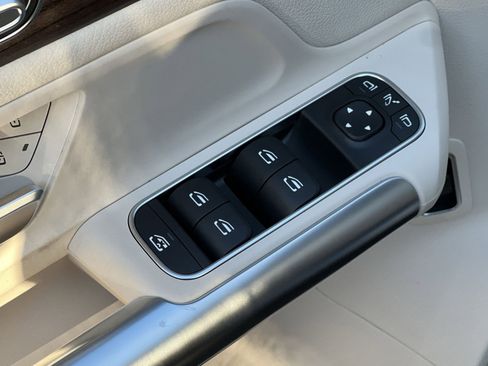 New 2026 Mercedes-Benz GLA 250 4MATIC image 13