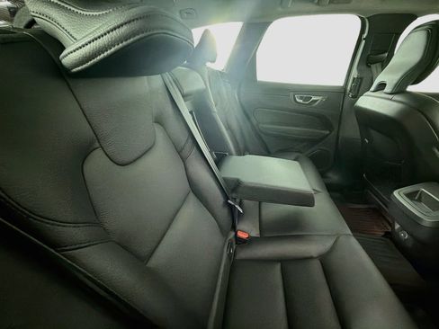Certified 2023 Volvo XC60 B5 Plus w/ Protection Package Premier FWD image 28