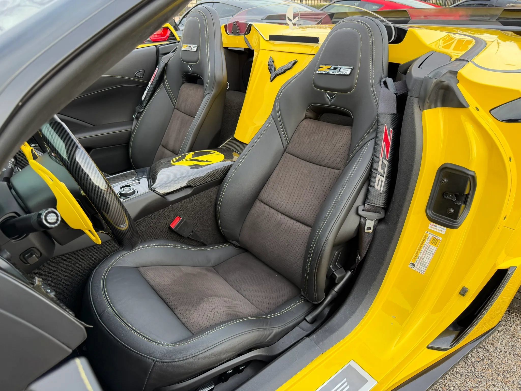 Used 2016 Chevrolet Corvette Z06 w/ 3LZ Preferred Equipment Group RWD image 25