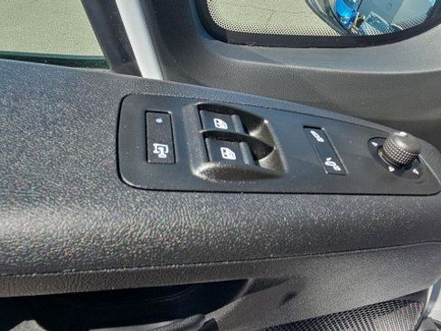 Used 2026 RAM ProMaster 2500 w/ Convenience Group FWD image 21