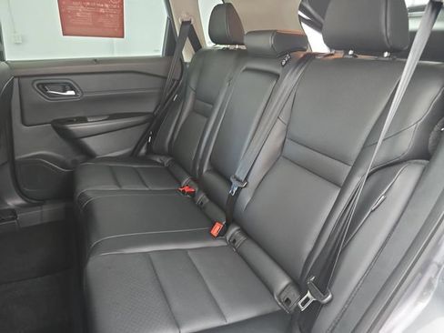 Certified 2023 Nissan Rogue SV w/ SV Premium B Package FWD image 14