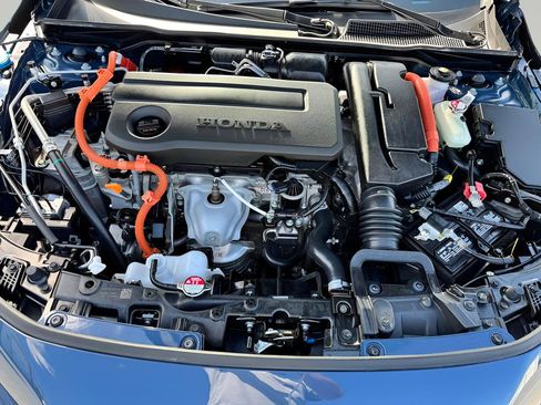 Used 2025 Honda Civic Sport image 31