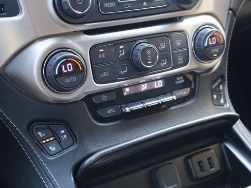 Used 2018 GMC Yukon XL Denali w/ Denali Ultimate Package RWD image 29