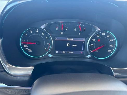 Used 2023 Chevrolet Traverse LT AWD/4WD image 18