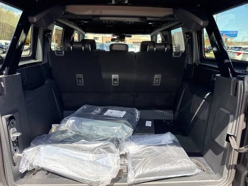 New 2025 Ford Bronco Big Bend w/ Black Diamond Package AWD/4WD image 14