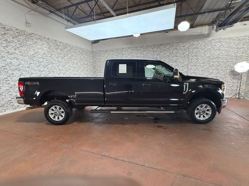 Used 2019 Ford F250 XLT w/ XLT Value Package AWD/4WD image 8