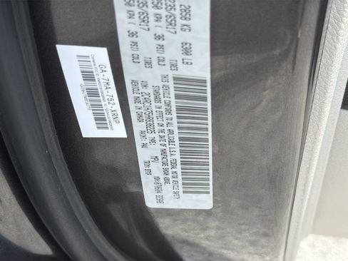 Used 2017 Chrysler Pacifica Touring Plus FWD image 33