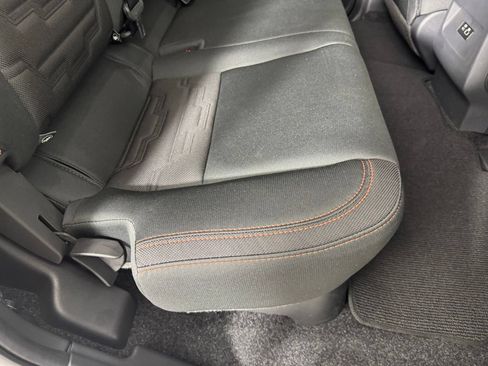 Used 2025 Nissan Frontier PRO-4X AWD/4WD image 41