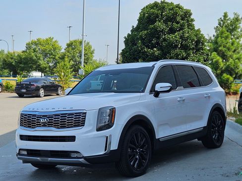 Used 2021 Kia Telluride SX w/ SX Prestige Package AWD/4WD image 3