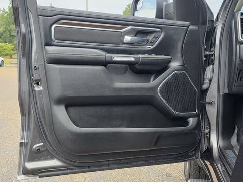 Used 2022 RAM 1500 Laramie RWD image 16