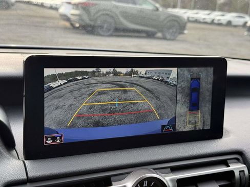 Used 2022 Lexus IS 350 F Sport image 11