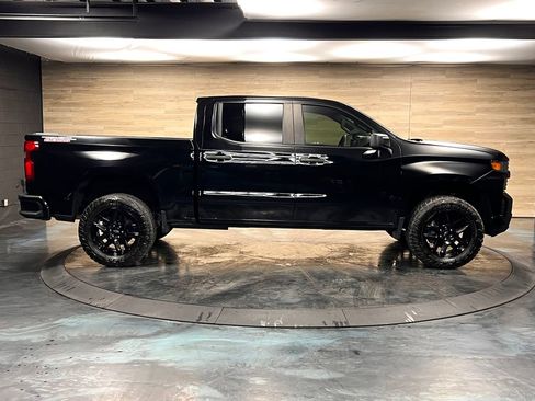 Used 2021 Chevrolet Silverado 1500 Custom Trail Boss AWD/4WD image 28