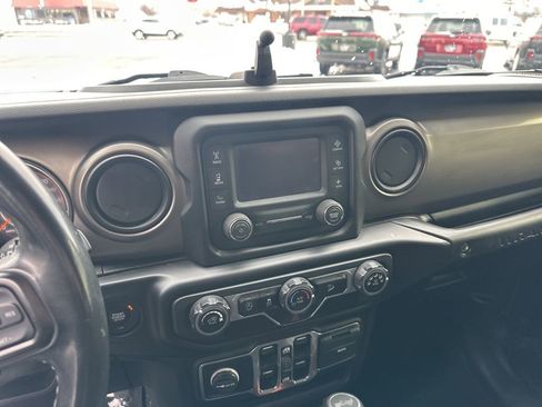 Used 2020 Jeep Wrangler Unlimited Sport AWD/4WD image 15