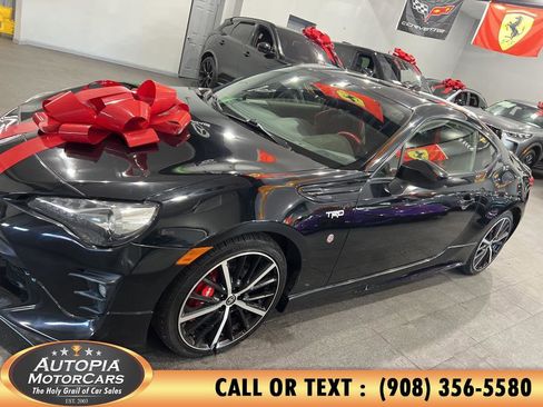 Used 2019 Toyota 86 TRD SE image 3