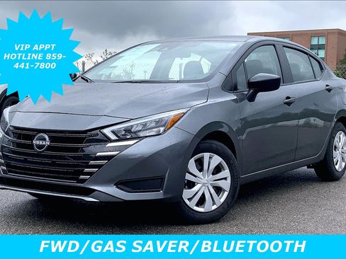 Used 2025 Nissan Versa S w/ Trunk Package FWD image 1