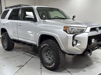Used 2016 Toyota 4Runner SR5 video 3