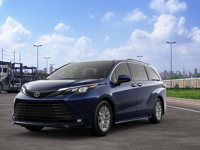 New 2025 Toyota Sienna XLE