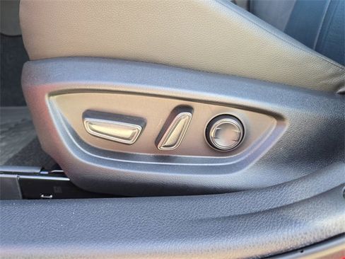 Used 2025 Toyota Camry XSE image 16