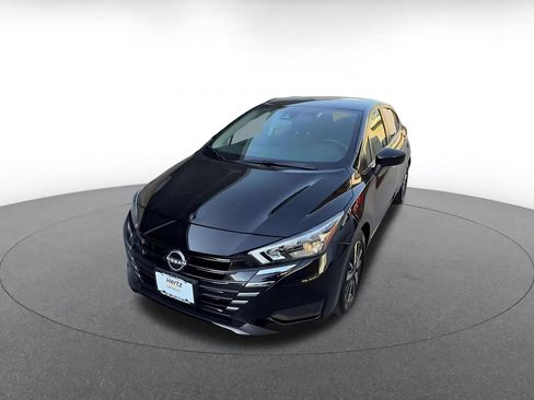 Used 2025 Nissan Versa SV FWD image 7