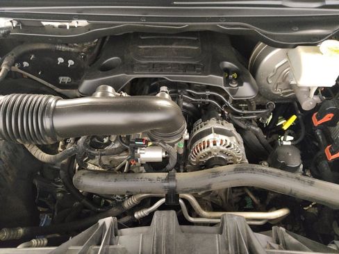 Used 2019 RAM 1500 Limited image 30