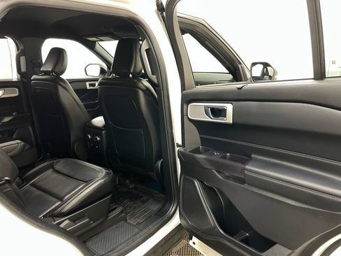 Used 2020 Ford Explorer Limited w/ Class III Trailer Tow Package AWD/4WD image 46