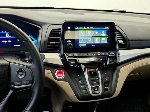Used 2023 Honda Odyssey EX-L image 19