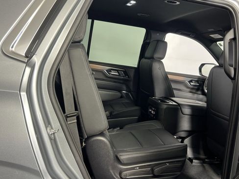 Used 2025 GMC Yukon Denali image 29