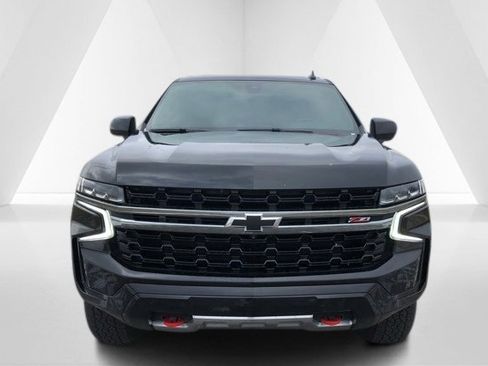 Used 2022 Chevrolet Suburban Z71 w/ Z71 Off-Road Package image 2