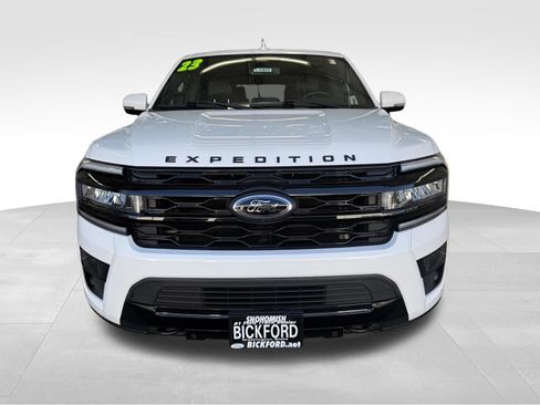 Used 2023 Ford Expedition Limited AWD/4WD image 2
