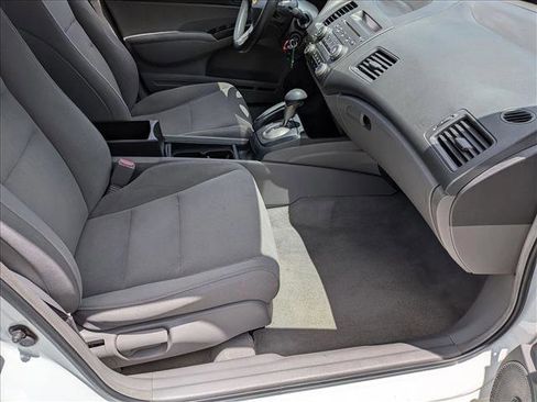 Used 2011 Honda Civic DX-VP image 18