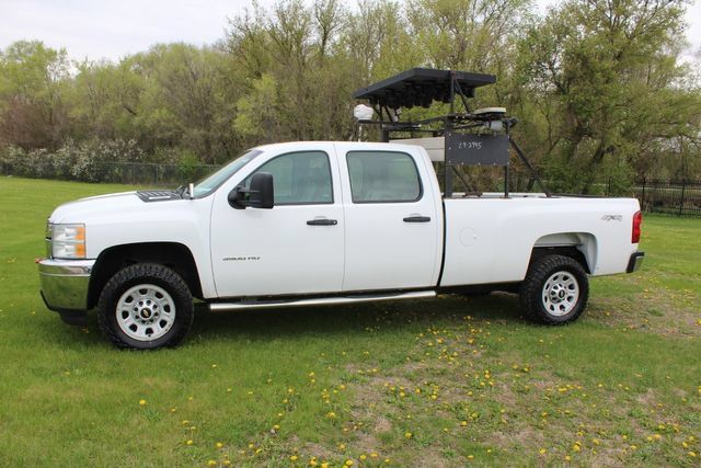Used 2014 Chevrolet Silverado 3500 W/T AWD/4WD image 4