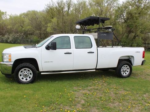 Used 2014 Chevrolet Silverado 3500 W/T image 4