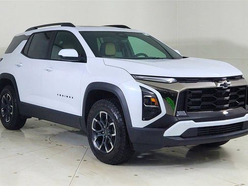 New 2026 Chevrolet Equinox ACTIV w/ Convenience Package III image 1