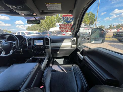 Used 2019 Ford F250 Lariat w/ Lariat Value Package image 33