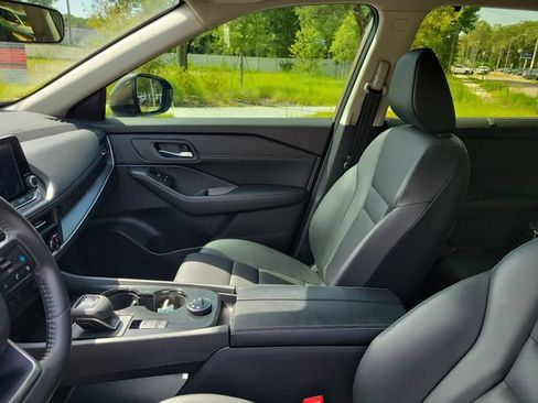 Used 2024 Nissan Rogue SV w/ SV Premium Package AWD/4WD image 20