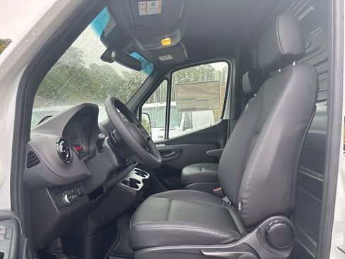 New 2026 Mercedes-Benz Sprinter 2500 image 33