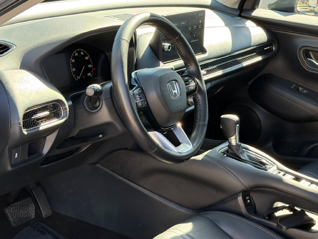 Used 2026 Honda HR-V EX-L image 15