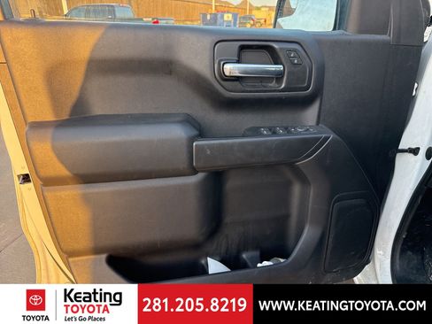 Used 2023 Chevrolet Silverado 1500 Custom image 11