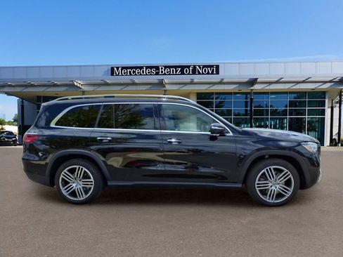 Certified 2025 Mercedes-Benz GLS 450 4MATIC image 6
