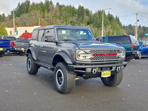 Certified 2022 Ford Bronco Badlands w/ Sasquatch Package image 2