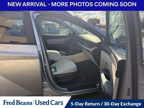 Certified 2025 Hyundai Tucson SEL image 9