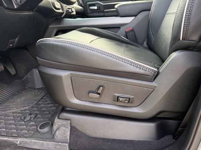 Used 2026 RAM 3500 Laramie w/ Night Edition AWD/4WD image 38