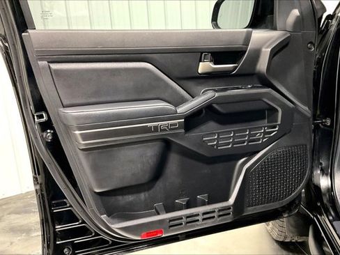 Certified 2024 Toyota Tacoma TRD Off-Road image 24