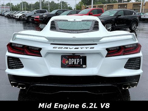 Used 2023 Chevrolet Corvette Stingray Preferred Cpe w/ Z51 Performance Package RWD image 5