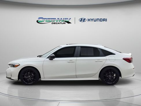 Used 2025 Honda Civic Sport image 4